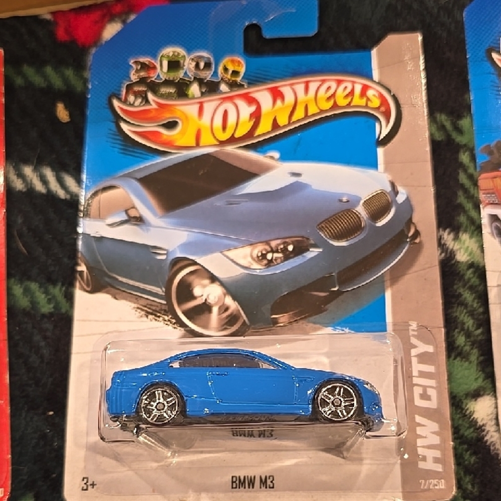 New 2013 Hot Wheels BMW M3 HW CITY #7/250 Blue